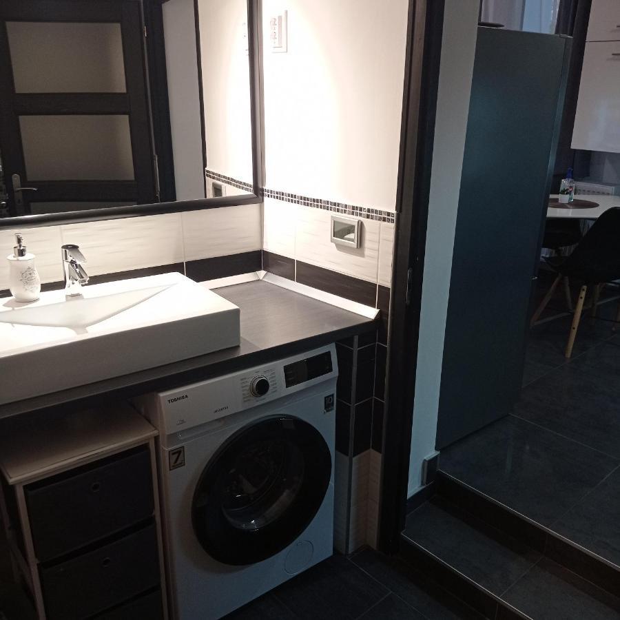 אגר Downtown Deluxe Apartment מראה חיצוני תמונה