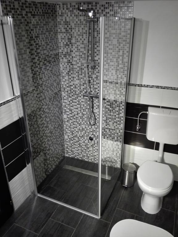 אגר Downtown Deluxe Apartment חדר תמונה